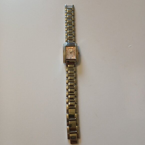 Folio Women's Silver Tone Pink MOP Dial Bracelet Watch FO209 Japan Movt WR 30M - Picture 1 of 12